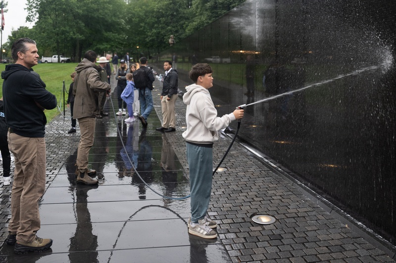 SW washes Vietnam Veterans Memorial