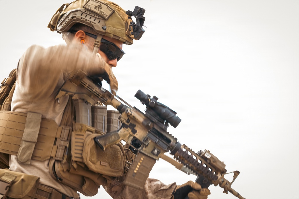 1st Intelligence Battalion conducts tactical exercise