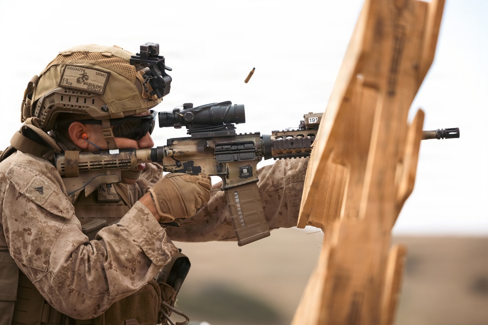 1st Intelligence Battalion conducts tactical exercise