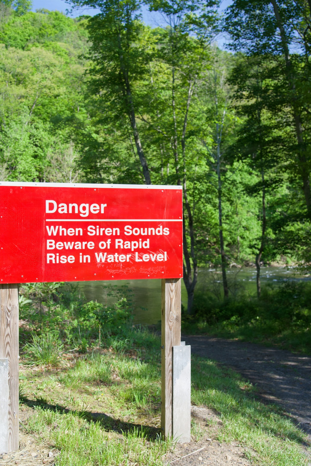 Life Jackets Worn, No One Mourns: USACE Rangers Champion Water Safety at Jennings Randolph Lake