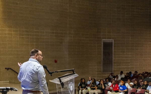 Carderock Outreach Team Sparks STEM Curiosity at SEED School Tech Day