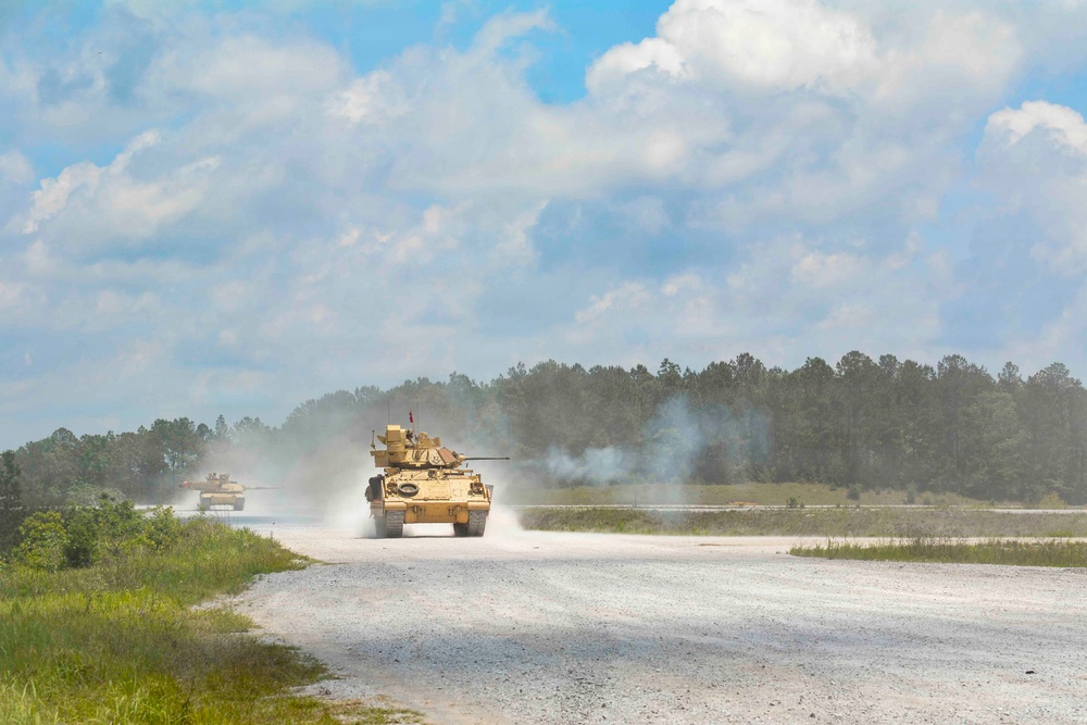 Mississippi Rifles Conduct Gunnery Training