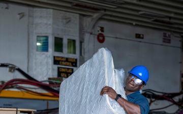 USS BATAAN WORKING PARTY MATTRESS ONLOAD