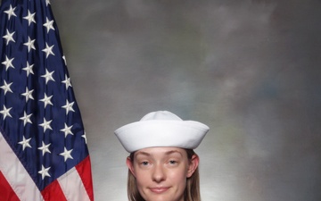 Jelesiewicz Earns Military Excellence Award at Recruit Training Command