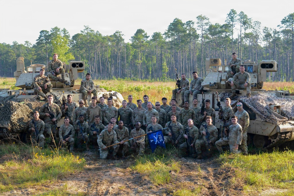 Mississippi Rifles Conduct Maneuver Training