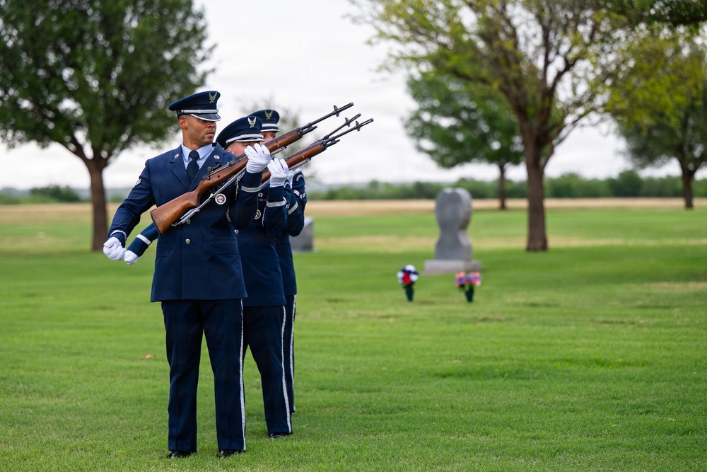 Dyess leadership honors service during Memorial Day Ceremony