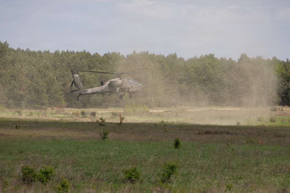 12th Combat Aviation Brigade conducts Apache training with British and Polish Armed Forces