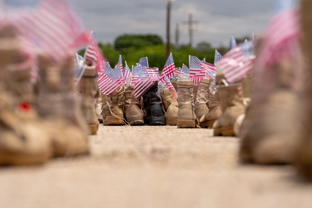 Soldiers Prepare Remembrance Memorial Display Honoring Fallen Service Members at Fort Hood