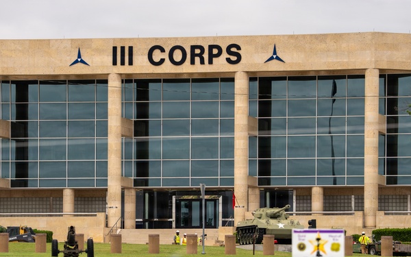 Soldiers Prepare Remembrance Memorial Display Honoring Fallen Service Members at Fort Hood