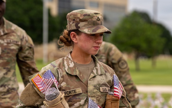 Soldiers Prepare Remembrance Memorial Display Honoring Fallen Service Members at Fort Hood