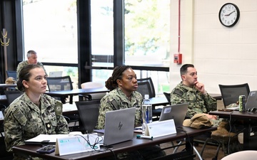 HR CoE course trains future “Freedom’s Front Door” Leaders