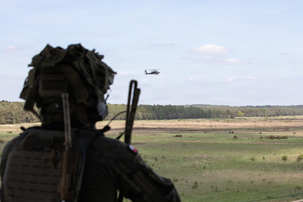 12th Combat Aviation Brigade conducts Apache training with British and Polish Armed Forces.