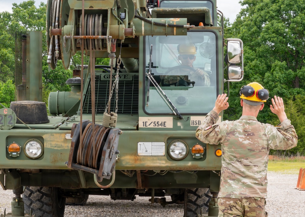 Army Engineer School transforms crane training to meet force readiness goals