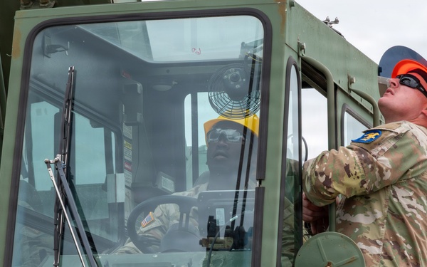 Army Engineer School transforms crane training to meet force readiness goals
