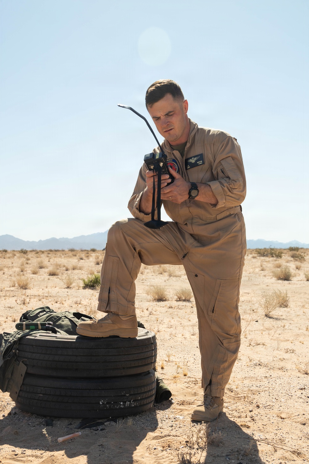 MAG-13 and Military Free Fall Instructors Conduct Search and Rescue Training