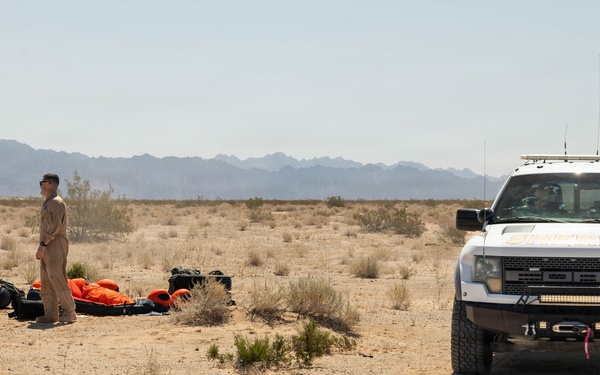 MAG-13 and Military Free Fall Instructors Conduct Search and Rescue Training