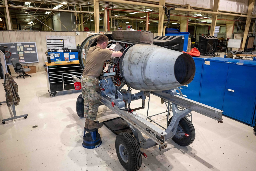 A-10 engine build marks closing chapter at Davis-Monthan