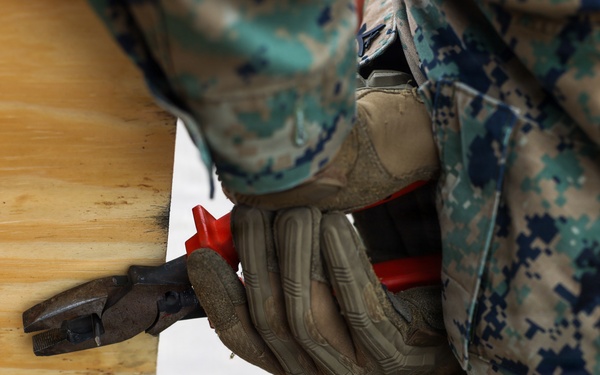 I Marine Expeditionary Force Support Battalion assembles storage shed