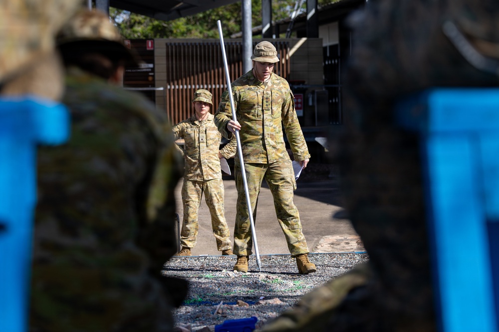 Southern Jackaroo 26: U.S. Marines, Soldiers receive mission brief from Australian Army