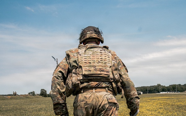 Soldiers, veterans conduct stress shoot during Week of the Eagles
