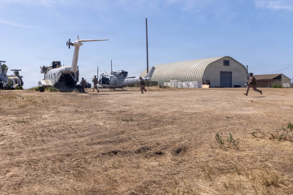 U.S. Marines with 2nd Bn., 5th Marines, conduct EOTG TRAP course