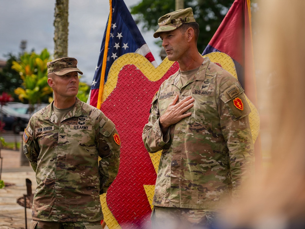 Col. Daniel J. Von Benken, 25th ID Artillery Commander, Change of Responsibility