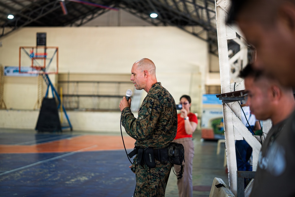 U.S. Marines and Philippine service members participate in Basketball Friendship Games