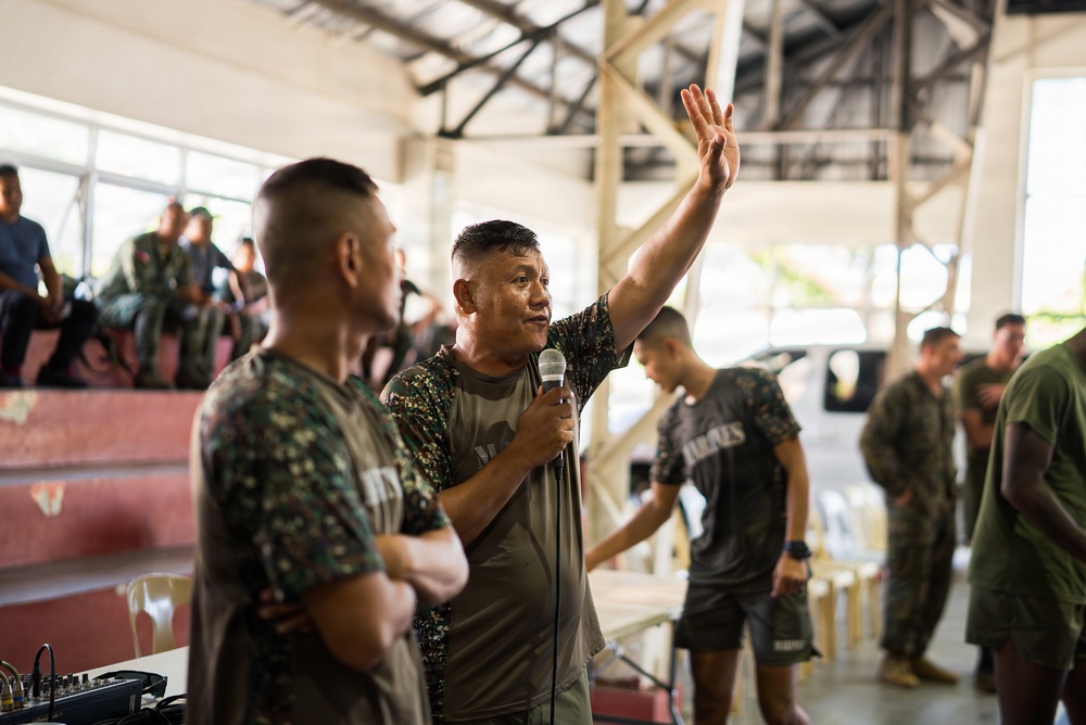 U.S. Marines and Philippine service members participate in Basketball Friendship Games