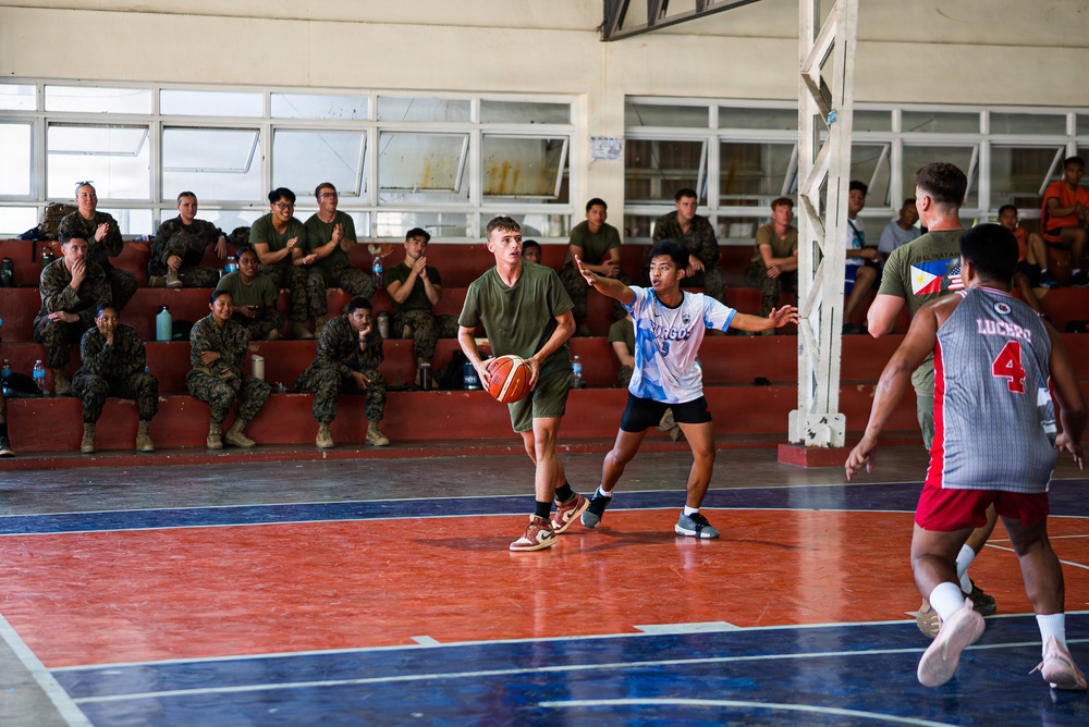 U.S. Marines and Philippine service members participate in Basketball Friendship Games