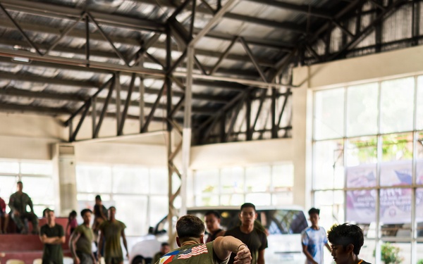 U.S. Marines and Philippine service members participate in Basketball Friendship Games