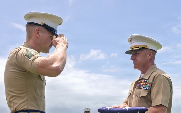 MARFORPAC H&amp;S Bn. executive officer retires
