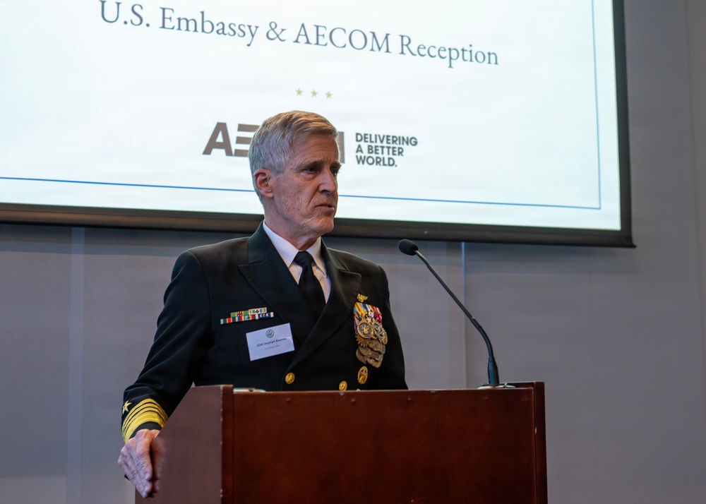 Commander, U.S. Pacific Fleet, attends reception hosted by U.S. Embassy during travel to Perth