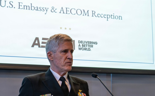 Commander, U.S. Pacific Fleet, attends reception hosted by U.S. Embassy during travel to Perth