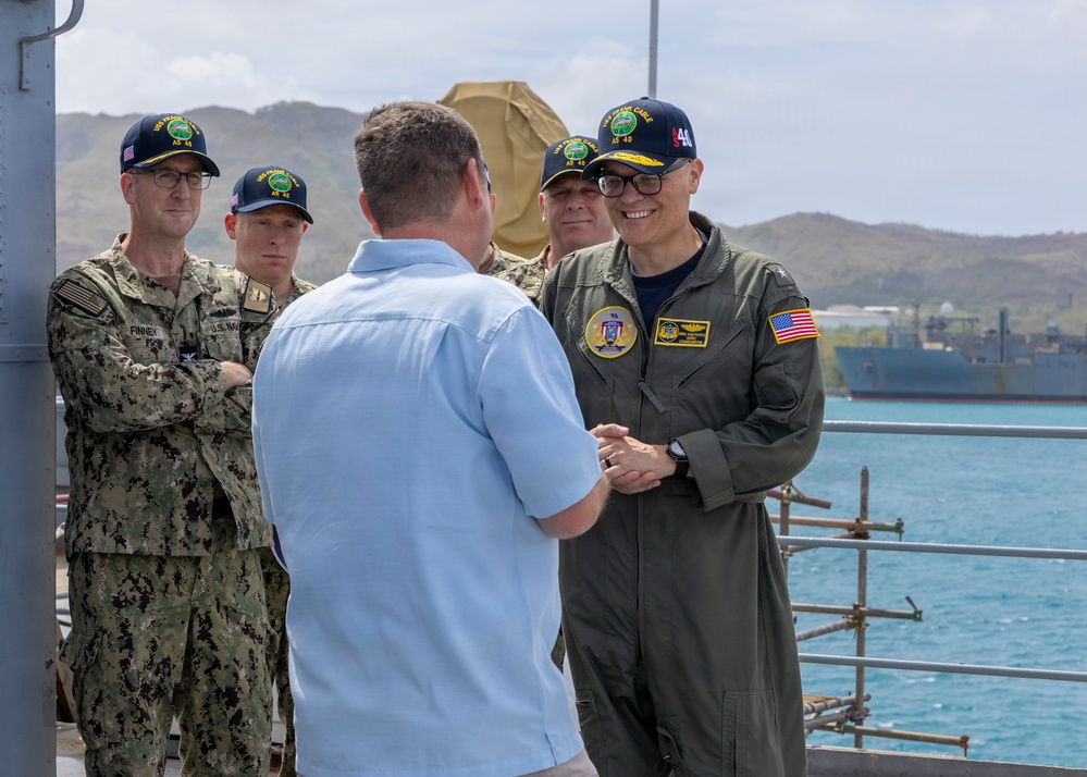 Rear Adm. Michael Van Poots, Deputy Commander, Submarine Forces, visits USS Frank Cable (AS 40)