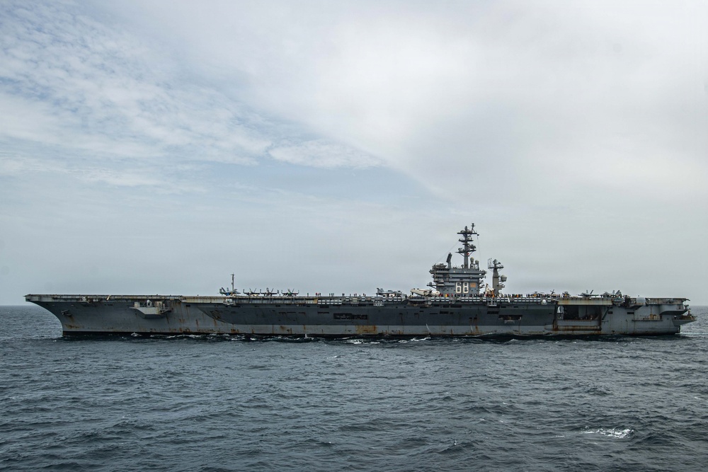 USS Gridley Conducts Sea Power Demo Alongside USS Nimitz