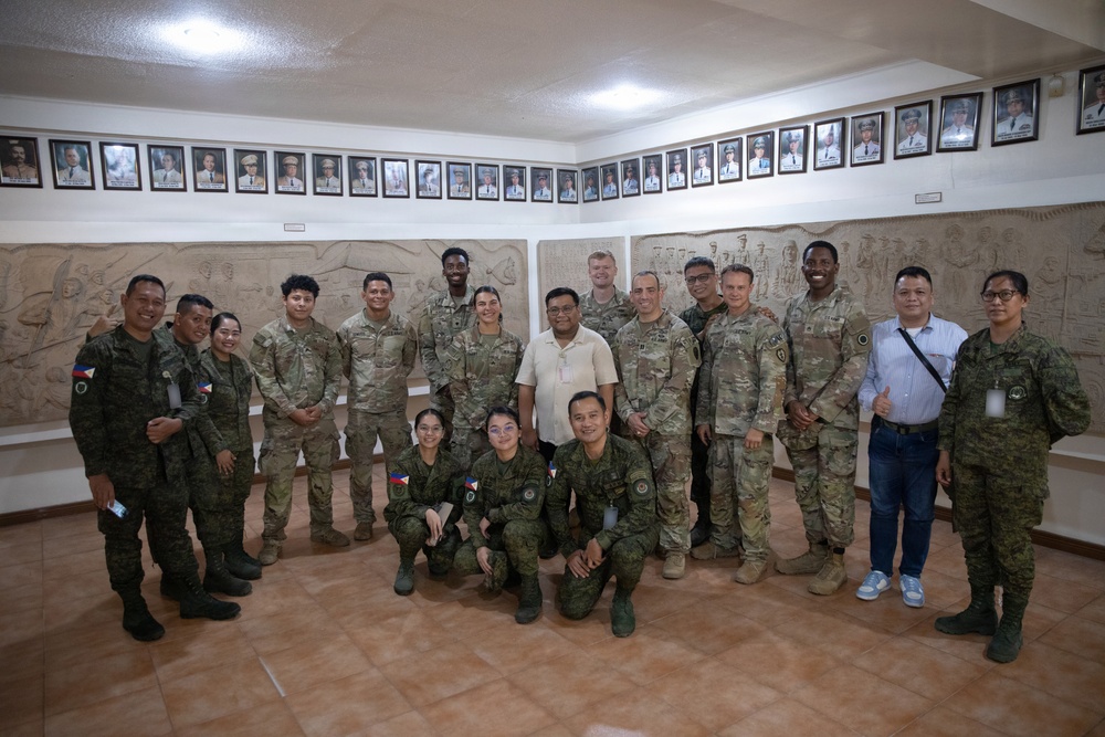 Salaknib 2026: U.S. Soldiers, Philippine Army Soldiers Conduct a Public Affairs Luncheon