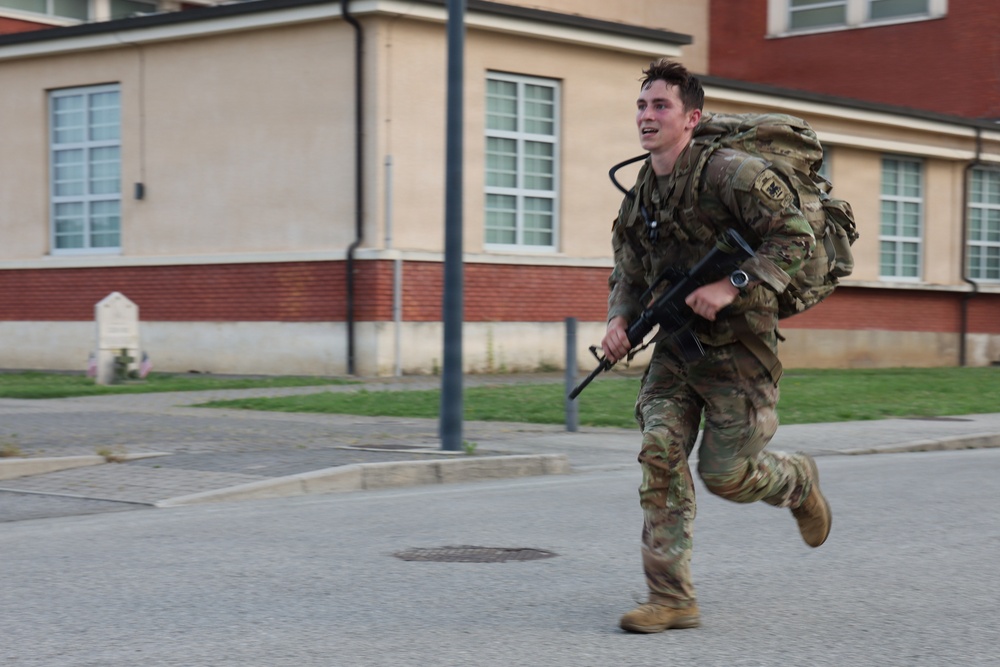 SETAF-AF Soldiers complete Air Assault prequalification ruck march