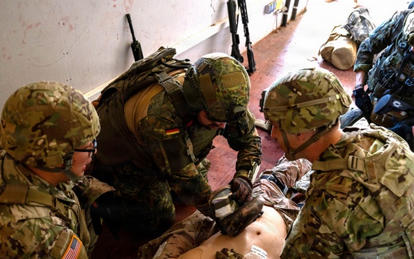 U.S. Army Medical Department Activity – Bavaria conducts Tactical Combat Casualty Care Training with Bundeswehr Medics