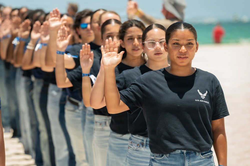 Mass Enlistment at Hyundai Air and Sea Show