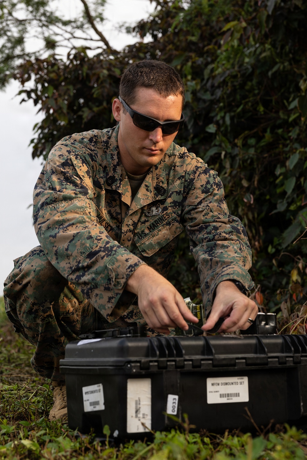 EOD Marines conduct an explosive disposal operation at Ie Shima