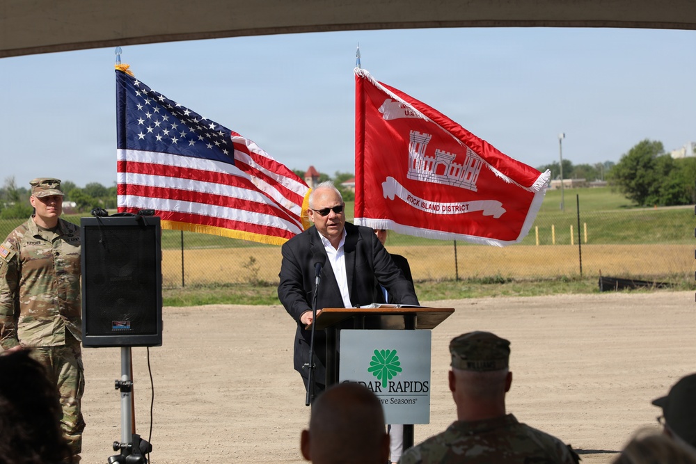 USACE and City of Cedar Rapids Break Ground on Next Phase of Flood Control System