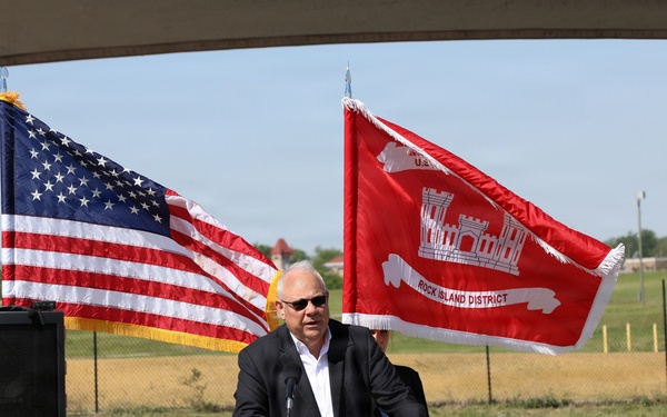 USACE and City of Cedar Rapids Break Ground on Next Phase of Flood Control System