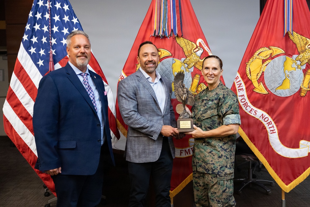 MARFORCOM Commander Accepts Admiral James S. Russell Naval Aviation Flight Safety Award