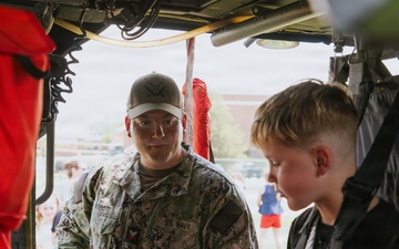VX-1 Sailors visit school in Pennsylvania