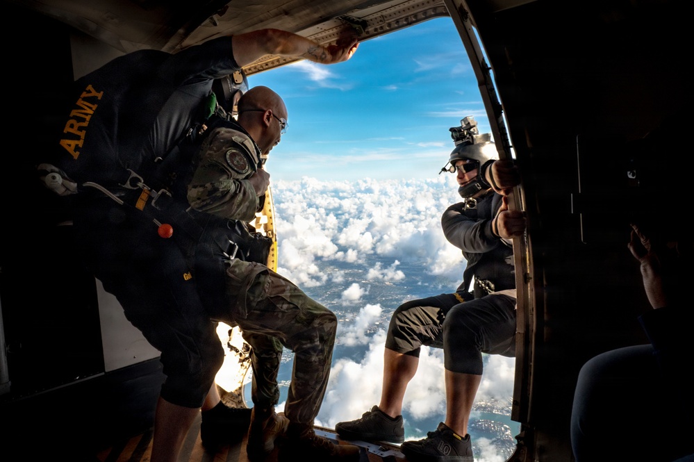 AFRC Command Chief jumps with the U.S. Army Golden Knights