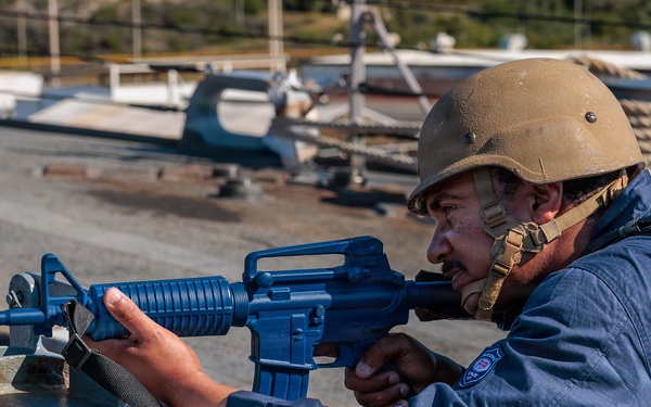 Anti-Terrorism Training Team drill aboard USS Gonzalez (DDG 66)