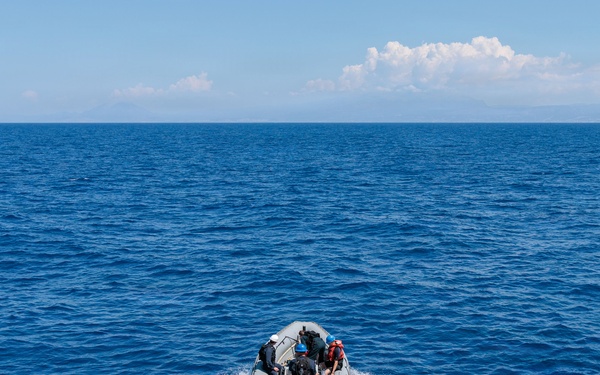 Small Boat Operations aboard USS Gonzalez (DDG 66)