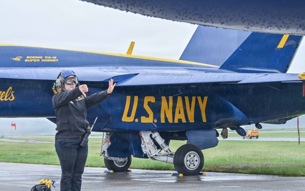 Blue Angels prepare to fly at Air Dot Show for 2026 Navy Week Harrisburg