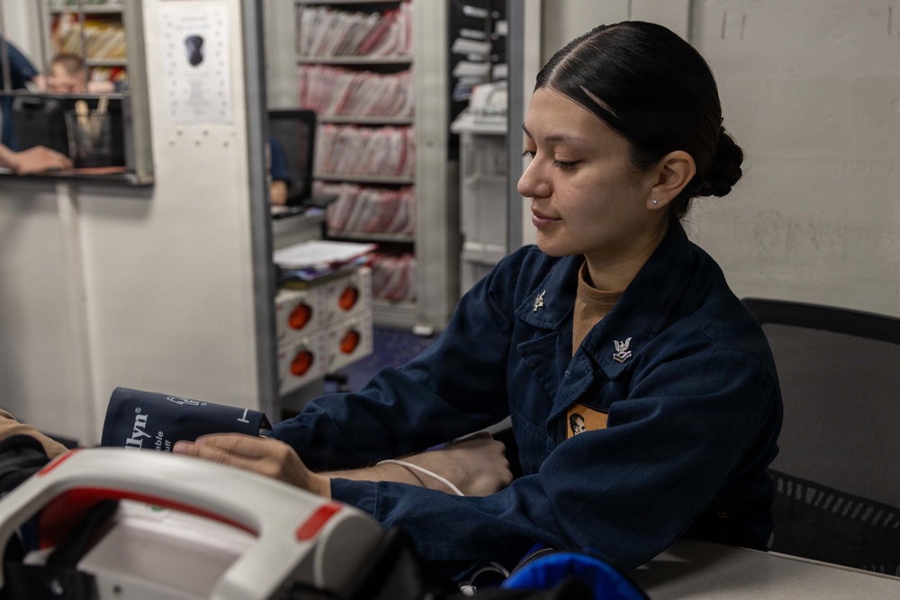 USS Abraham Lincoln Conducts Medical Operations