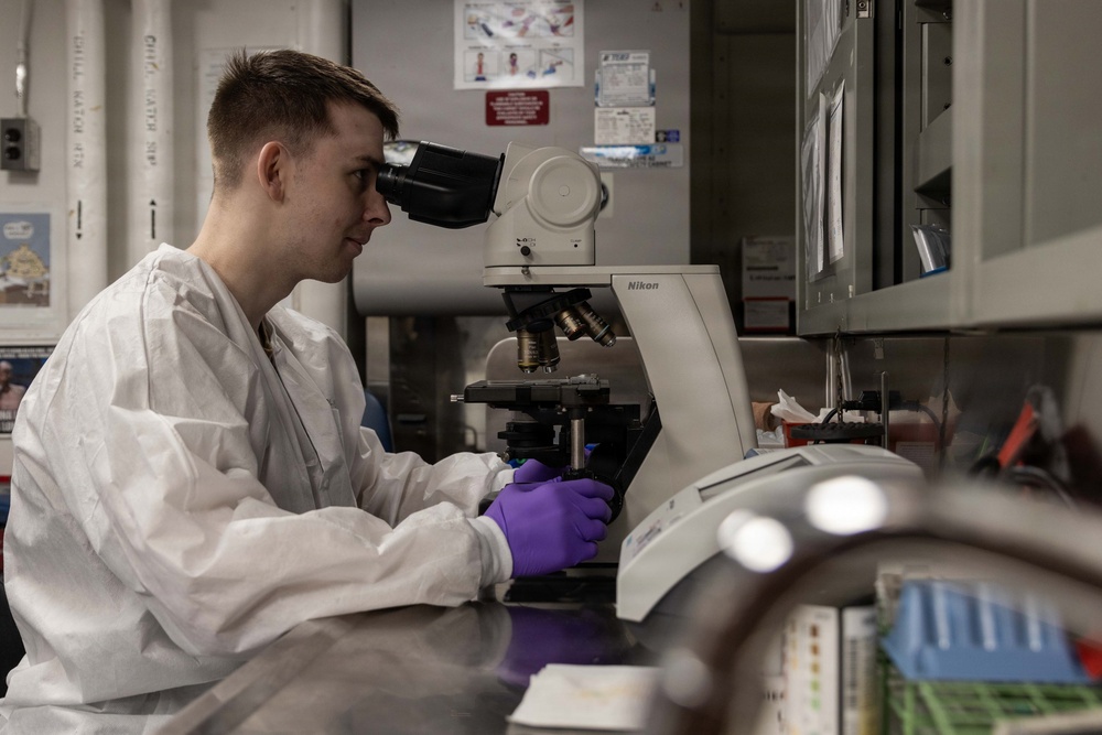 USS Abraham Lincoln Conducts Medical Operations